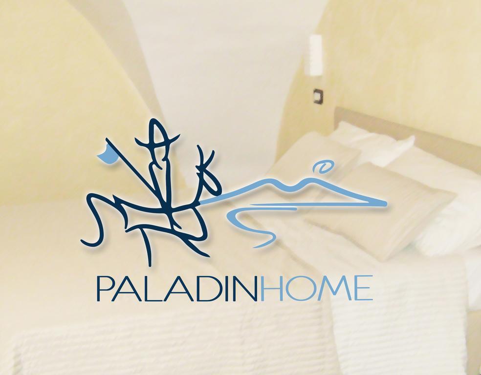 Paladin Home Nápoles Exterior foto